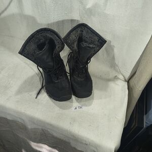 Women's Size 9 Black Winter Fur Lined Lace Up Boots By Rugged Outback